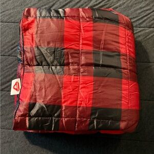 Eddie Bauer Red and Black Plaid Quilted Throw. NWOT!